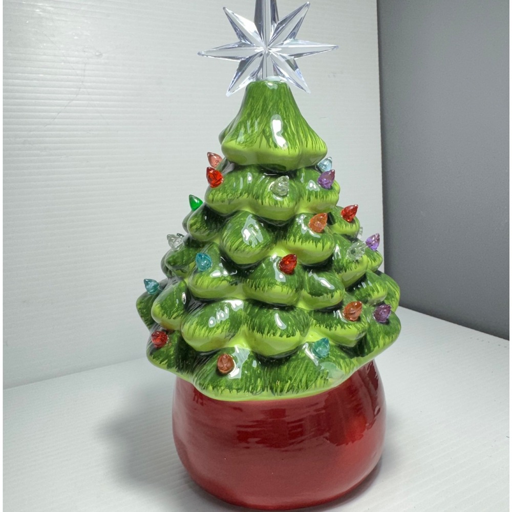 Vintage Style Ceramic Light Up Santa Christmas Tree Figurine Battery Operated - Picture 8 of 12